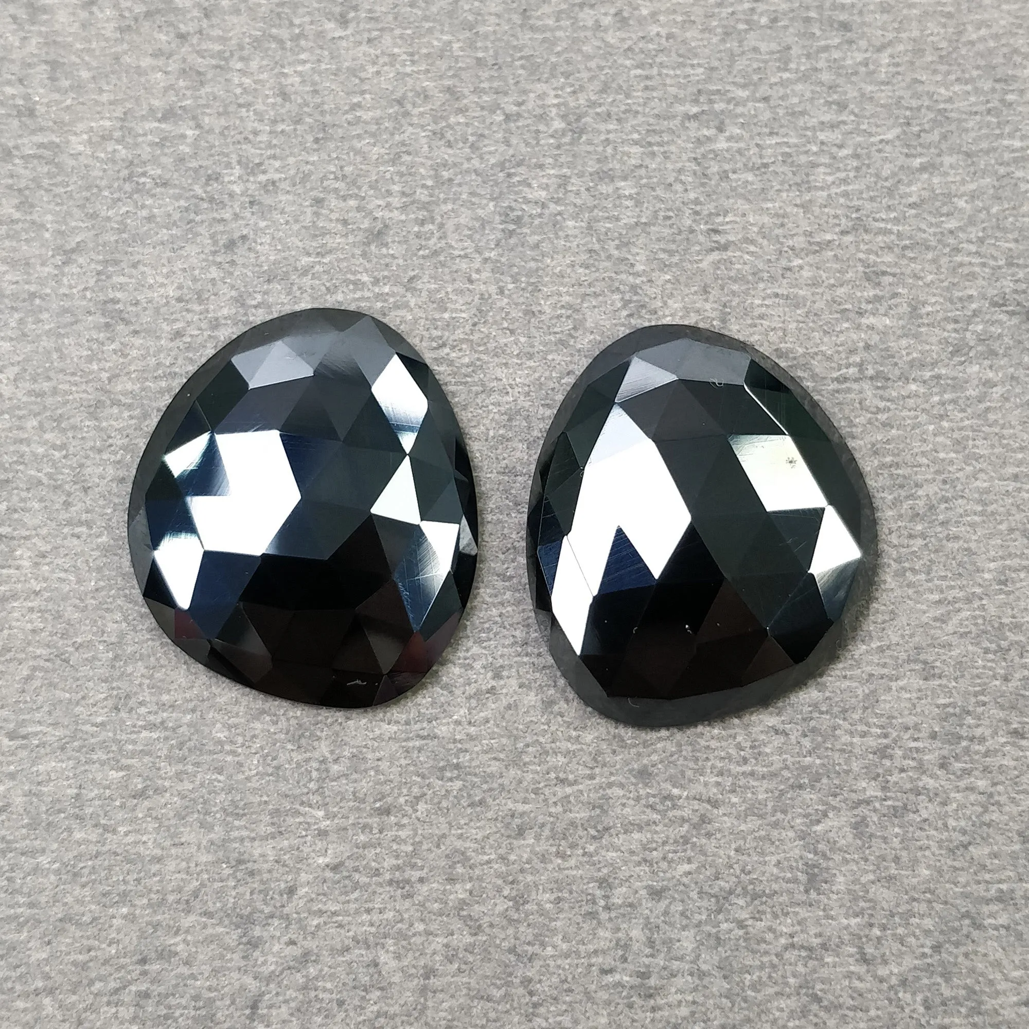 BLACK SPINEL Gemstone Rose Cut : 30.60cts Natural Untreated Unheated Spinel Uneven Shape 21*18mm Pair